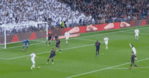 伦敦杀手！格纳布里3次欧冠客战伦敦球队斩7球1助攻