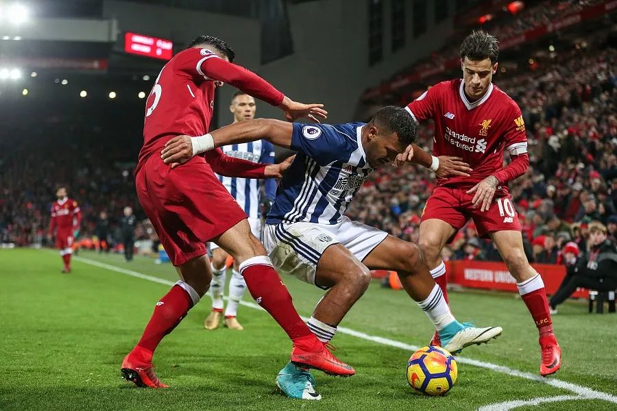 莱奥一剑封喉，AC米兰1-0复仇拉齐奥，登顶意甲积分榜坐山观虎斗