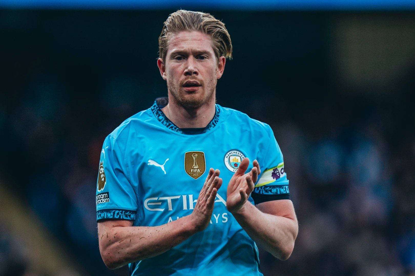 TA：FIFA在卖世界杯期间的停车证，价格是每场75至175美元